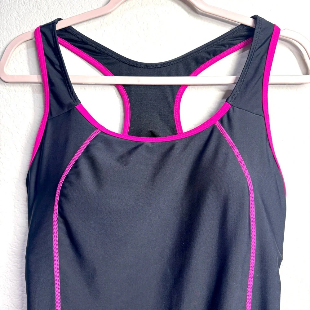 Women’s Athletic One Piece Swimsuit Boyleg Size‎ L Black and Pink Racerback